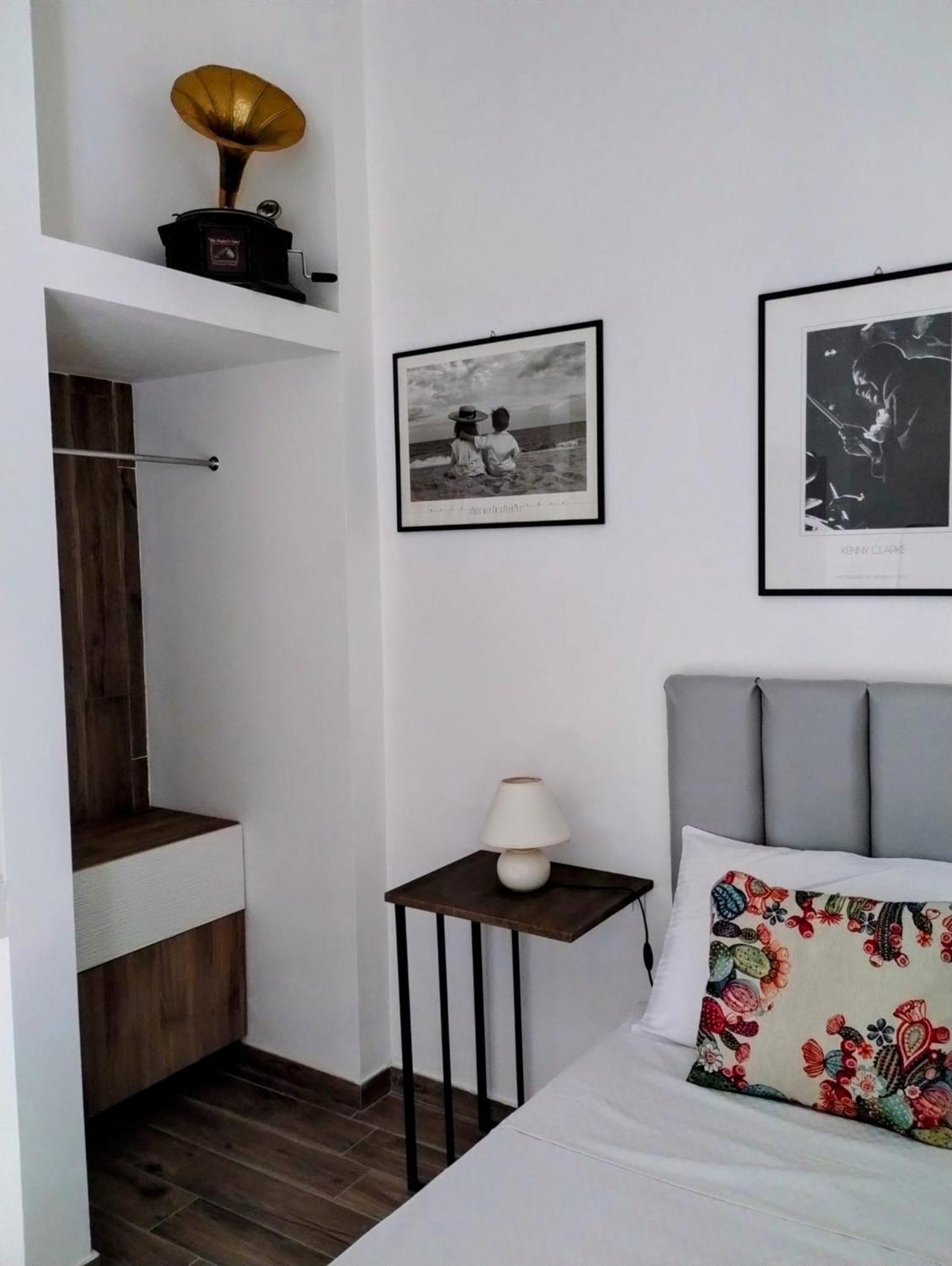 Domus Vetriera Apartment Palermo Exterior photo